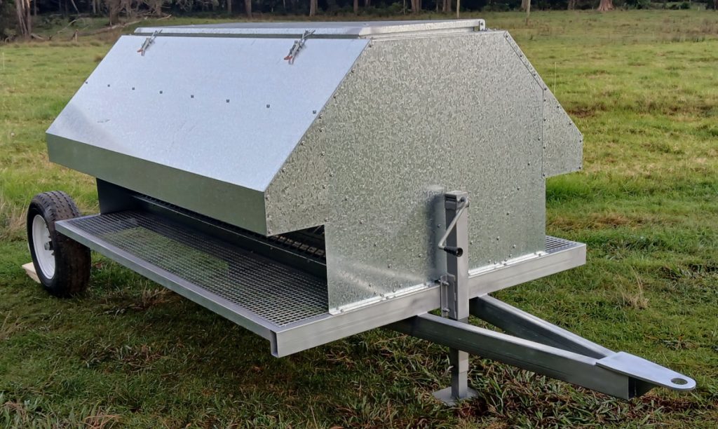 The Feed Trailer 1000 Chicken Caravan Feed Trailer 1000 1 tonne feeder for chickens, deters ground eggs